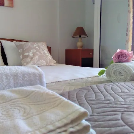 Irini Seaside * Nikiana