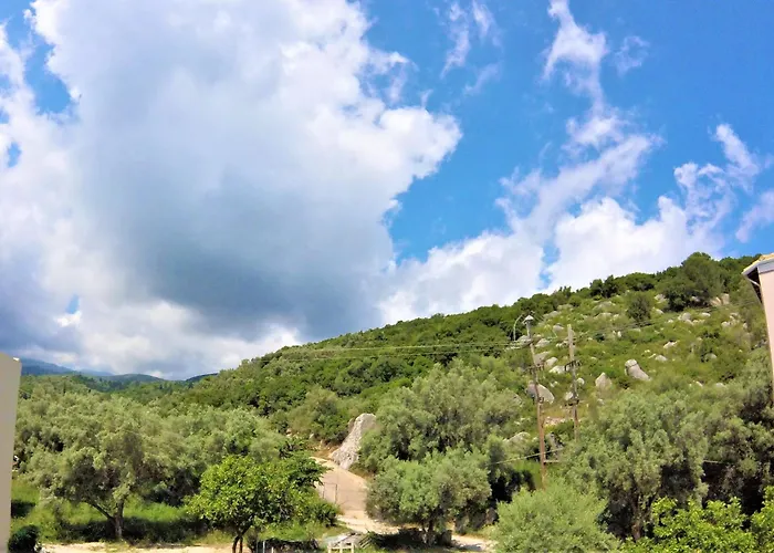 公寓 Irini Seaside