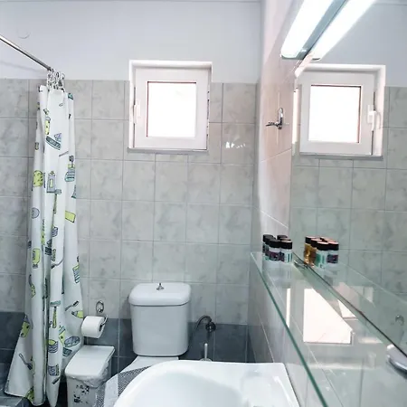 Irini Seaside Апартаменты *