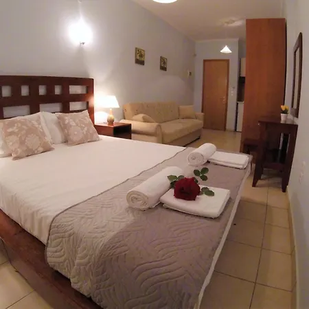 Irini Seaside アパート ニキアナ